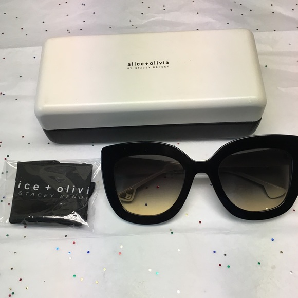 Alice + Olivia Accessories - Alice + Olivia black oversized sunglasses
